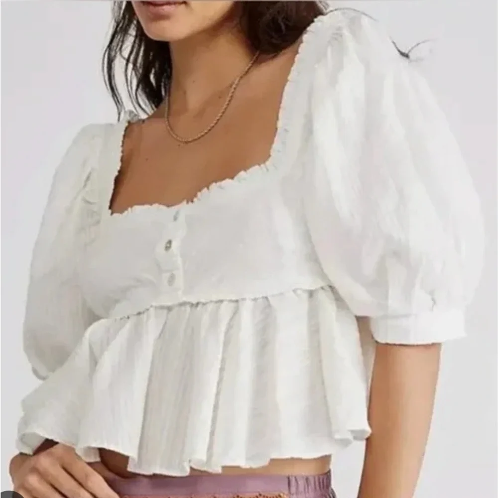 NEW FREE PEOPLE WHITE LEAVE IT TO ME CROPPED BABYDOLL TOP SZ L